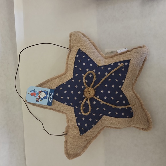 Patriotic Rustic Stars, Burlap - Picture 4 of 5